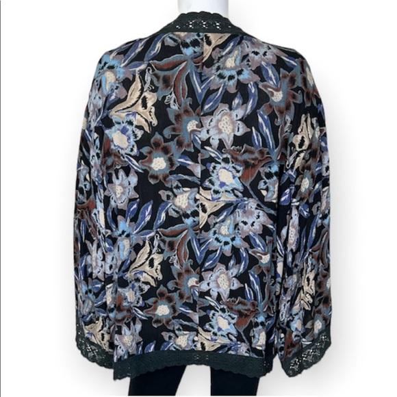 COPY - Free People Black Floral Kimono - Picture 8 of 16